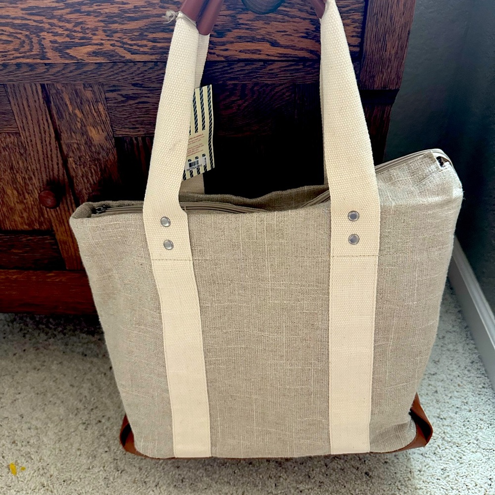 Tote bag-NWT